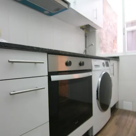 Διαμέρισμα En Rua Alta, Apartamento Para Siete Personas